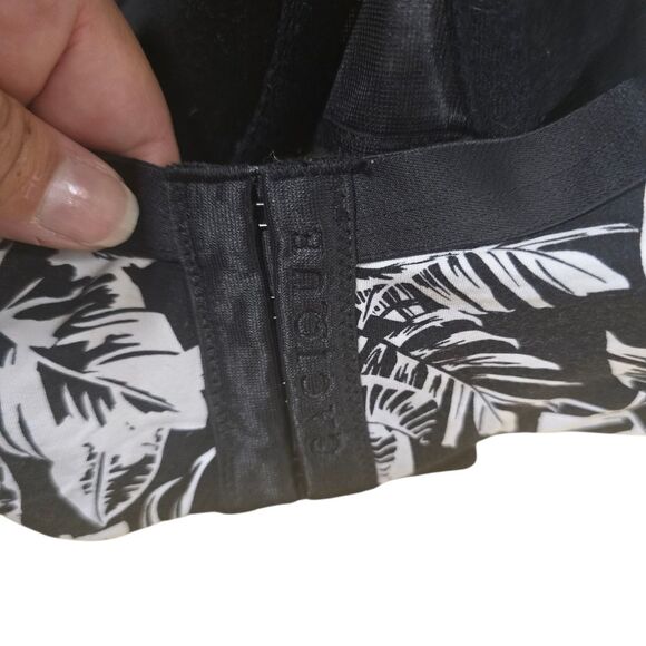 Cacique 
Extra Soft Lightly Lined Full Coverage Bra Size 40DDD - Picture 5 of 12